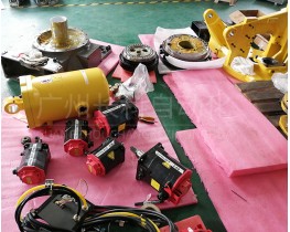 發(fā)那科機器人R-2000iC本體拆機件銷售：電機、減速器、平衡缸……